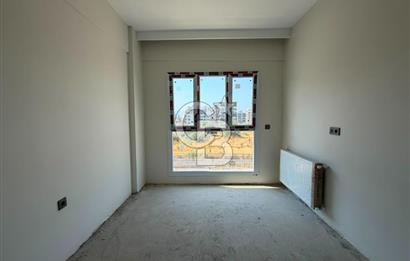  HARMANDALI İNÖNÜ MAHALLESİ’NDE HAVUZLU SİTEDE SIFIR DAİRE | EBEVEYN BANYOLU