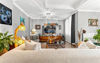 ZEKERİYAKÖYDE DENİZ MANZARALI ÖZEL MİMARİ 7+2 SATILIK  LÜKS VİLLA