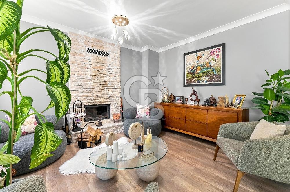 ZEKERİYAKÖYDE DENİZ MANZARALI ÖZEL MİMARİ 7+2 SATILIK  LÜKS VİLLA