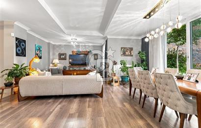 ZEKERİYAKÖYDE DENİZ MANZARALI ÖZEL MİMARİ 7+2 SATILIK  LÜKS VİLLA