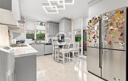 ZEKERİYAKÖYDE DENİZ MANZARALI ÖZEL MİMARİ 7+2 SATILIK  LÜKS VİLLA