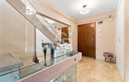ZEKERİYAKÖYDE DENİZ MANZARALI ÖZEL MİMARİ 7+2 SATILIK  LÜKS VİLLA