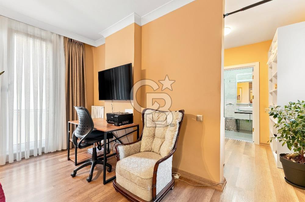 ZEKERİYAKÖYDE DENİZ MANZARALI ÖZEL MİMARİ 7+2 SATILIK  LÜKS VİLLA