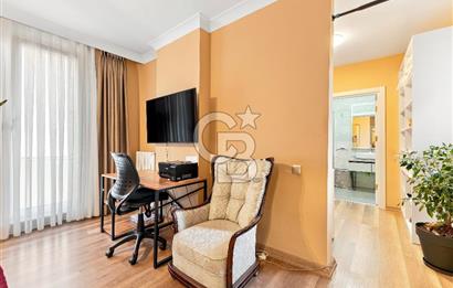 ZEKERİYAKÖYDE DENİZ MANZARALI ÖZEL MİMARİ 7+2 SATILIK  LÜKS VİLLA