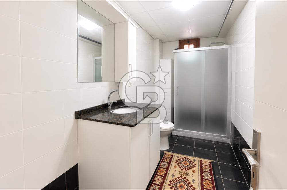 KARŞIYAKA ŞEMİKLER İZBAN'A 1 DK 2+1 YÜKSEK ZEMİN SATILIK DAİRE