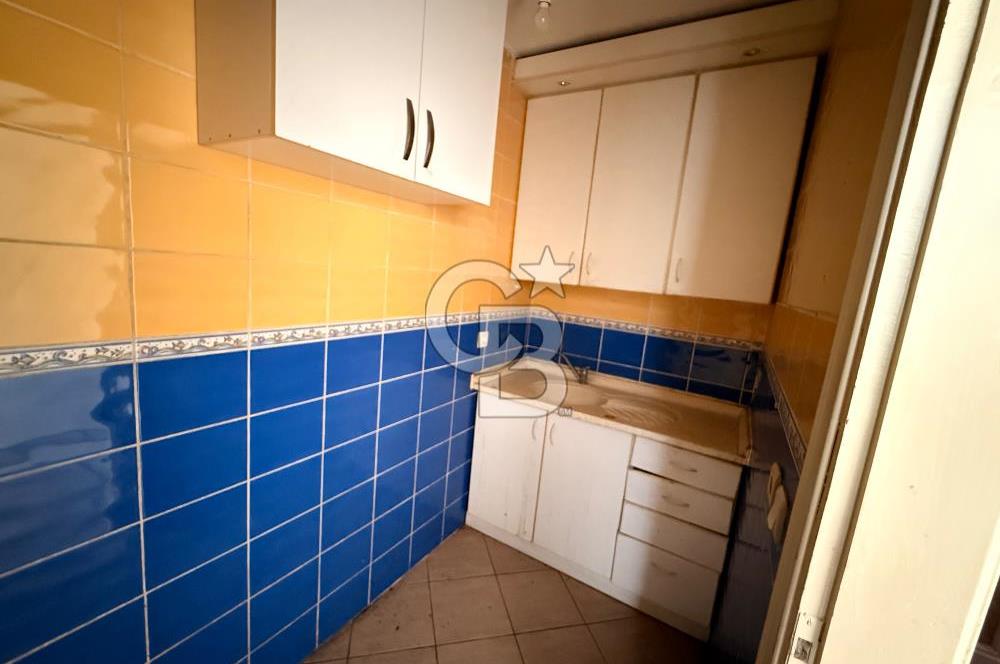 ATATÜRK CADDESİ ÜZERİ ZİLELİ İŞHANI SATILIK 2+1 İŞYERİ