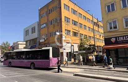 ATATÜRK CADDESİ ÜZERİ ZİLELİ İŞHANI SATILIK 2+1 İŞYERİ