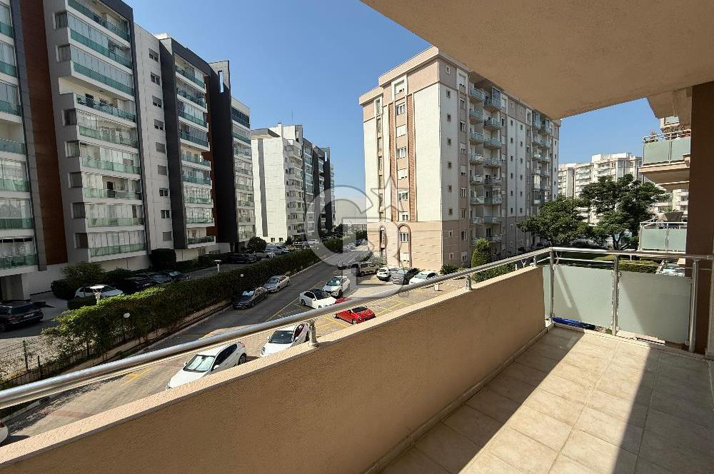 MAVİŞEHİR KARYA EVLERİ HAVUZ MANZARALI 3+1 SATILIK DAİRE
