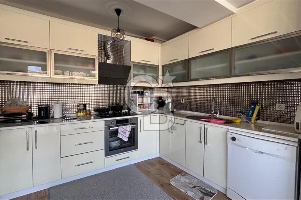 İzmir Çiğli Küçük Çiğli Mh 3+1 E. Banyolu Satılık Daire CB PH