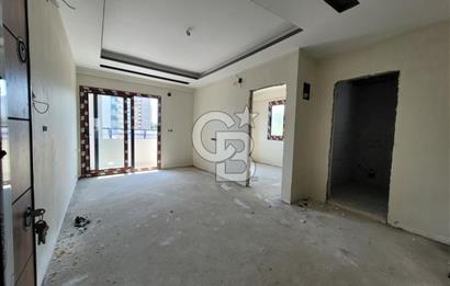 SARIÇAM GÜLTEPE'DE BULVAR ÜZERİ ÇİFT CEPHELİ 1+1 SATILIK DAİRE
