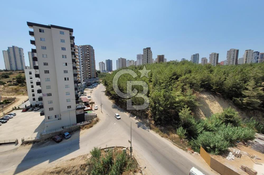 SARIÇAM GÜLTEPE'DE BULVAR ÜZERİ ÇİFT CEPHELİ 1+1 SATILIK DAİRE