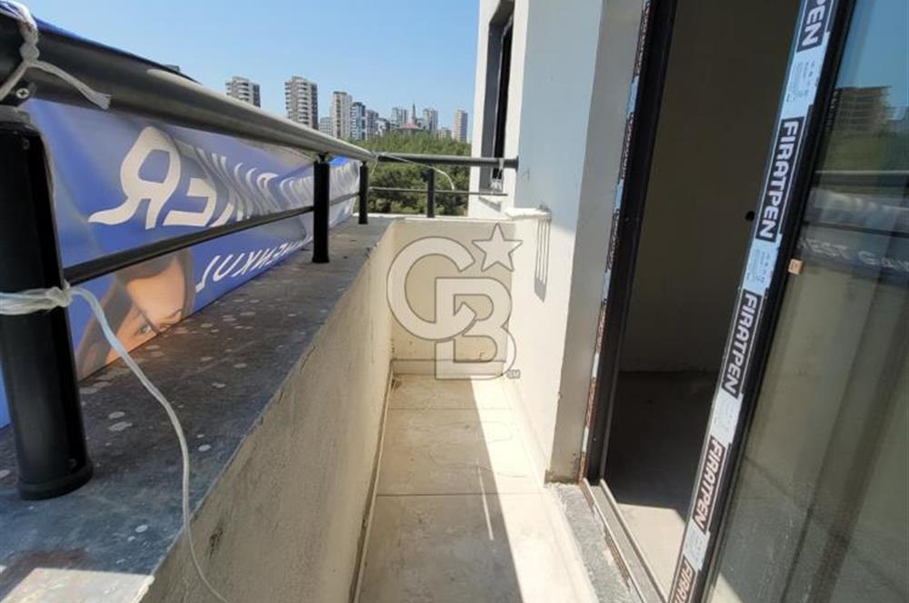 SARIÇAM GÜLTEPE'DE BULVAR ÜZERİ ÇİFT CEPHELİ 1+1 SATILIK DAİRE