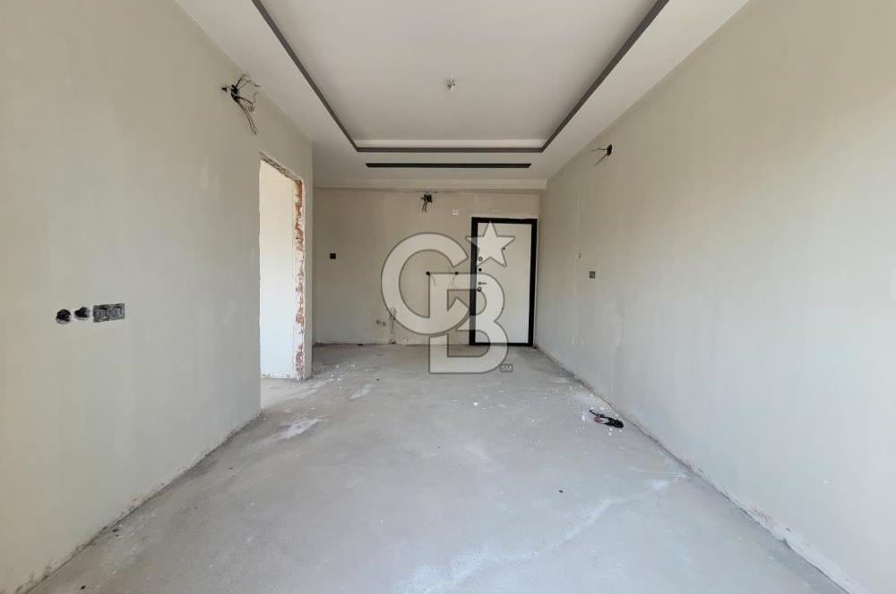 SARIÇAM GÜLTEPE'DE BULVAR ÜZERİ ÇİFT CEPHELİ 1+1 SATILIK DAİRE