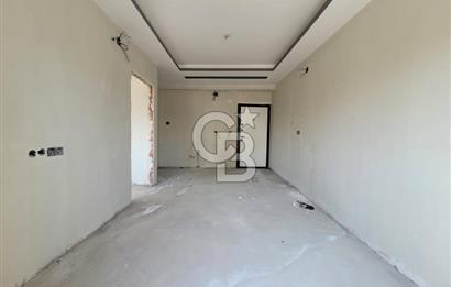SARIÇAM GÜLTEPE'DE BULVAR ÜZERİ ÇİFT CEPHELİ 1+1 SATILIK DAİRE