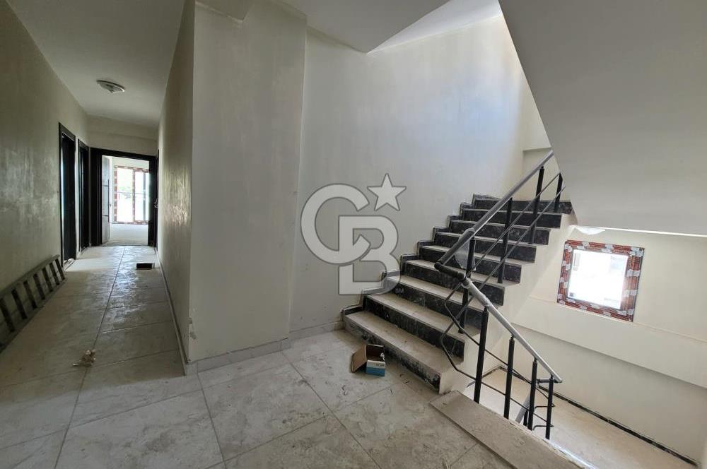 SARIÇAM GÜLTEPE'DE BULVAR ÜZERİ ÇİFT CEPHELİ 1+1 SATILIK DAİRE