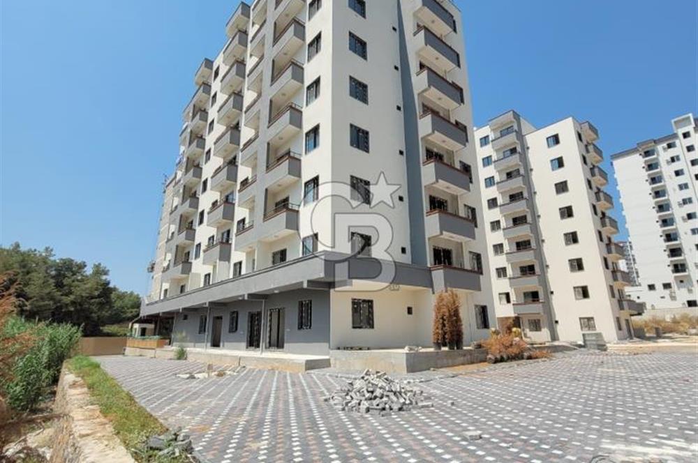 SARIÇAM GÜLTEPE'DE BULVAR ÜZERİ ÇİFT CEPHELİ 1+1 SATILIK DAİRE