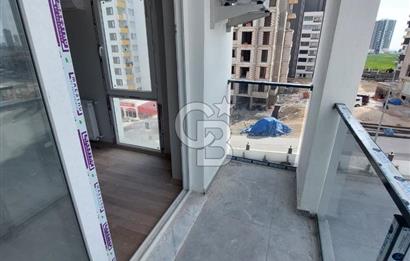 SARIÇAM FORMÜL STUDİO'DA KİRACILI SATILIK 1+1 DAİRE
