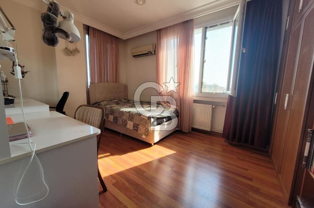 HAYALPARK CİVARI CADDE ÜZERİ HER KAT TEK DAİRE SATILIK 4+1