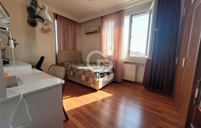 HAYALPARK CİVARI CADDE ÜZERİ HER KAT TEK DAİRE SATILIK 4+1
