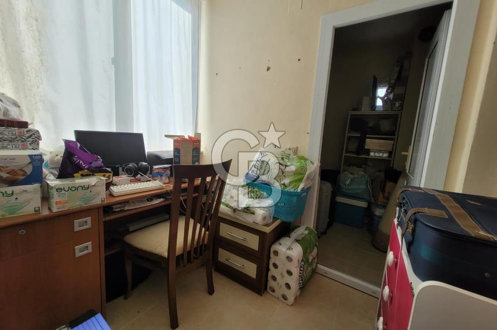 HAYALPARK CİVARI CADDE ÜZERİ HER KAT TEK DAİRE SATILIK 4+1
