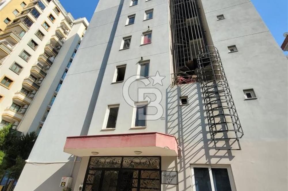 HAYALPARK CİVARI CADDE ÜZERİ HER KAT TEK DAİRE SATILIK 4+1