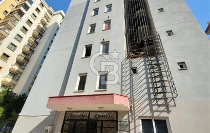 HAYALPARK CİVARI CADDE ÜZERİ HER KAT TEK DAİRE SATILIK 4+1