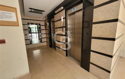 HAYALPARK CİVARI CADDE ÜZERİ HER KAT TEK DAİRE SATILIK 4+1