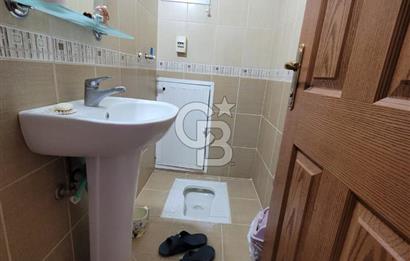 HAYALPARK CİVARI CADDE ÜZERİ HER KAT TEK DAİRE SATILIK 4+1