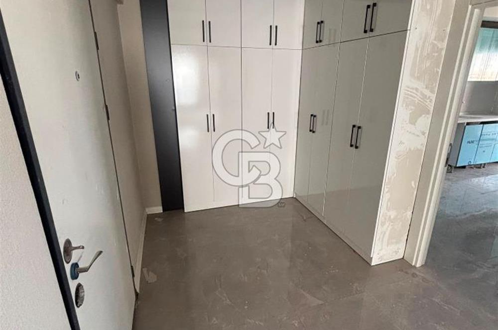 OVACIK'DA MİLLET BAHÇESİ KARŞISINDA, GENİŞ VE FERAH 4+1 DAİRE