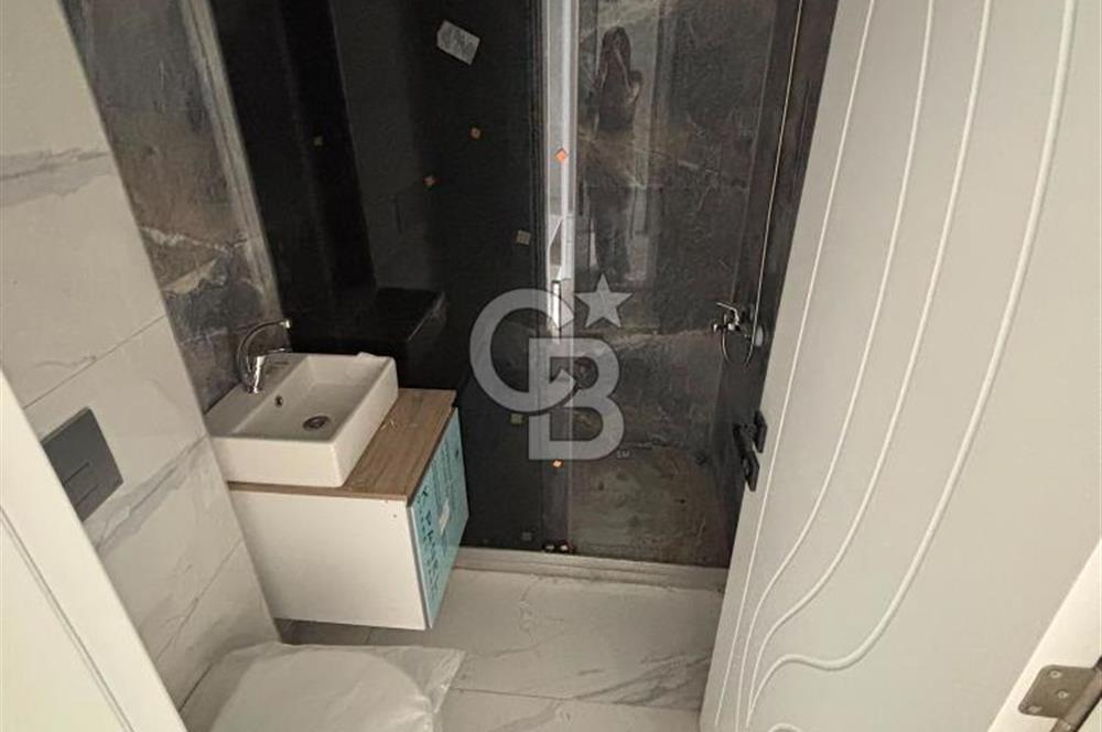 OVACIK'DA MİLLET BAHÇESİ KARŞISINDA, GENİŞ VE FERAH 4+1 DAİRE
