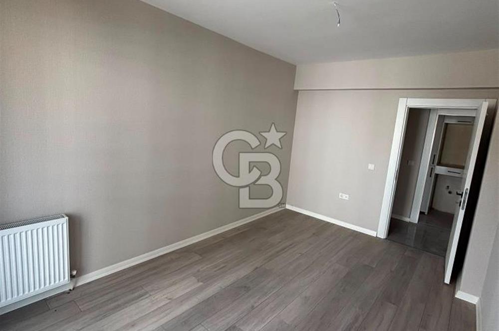 OVACIK'DA MİLLET BAHÇESİ KARŞISINDA, GENİŞ VE FERAH 4+1 DAİRE