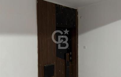 OVACIK'DA MİLLET BAHÇESİ KARŞISINDA, GENİŞ VE FERAH 4+1 DAİRE