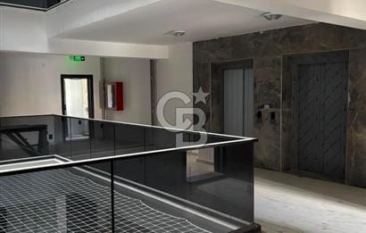 OVACIK'DA MİLLET BAHÇESİ KARŞISINDA, GENİŞ VE FERAH 4+1 DAİRE