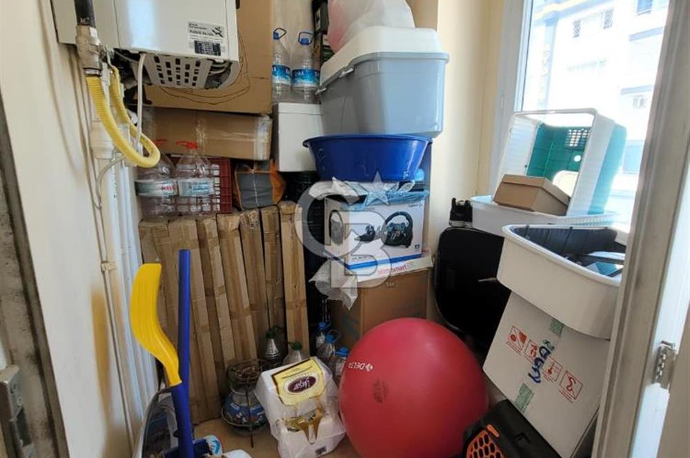 HAYALPARK CİVARI CADDE ÜZERİ HER KAT TEK DAİRE SATILIK 4+1