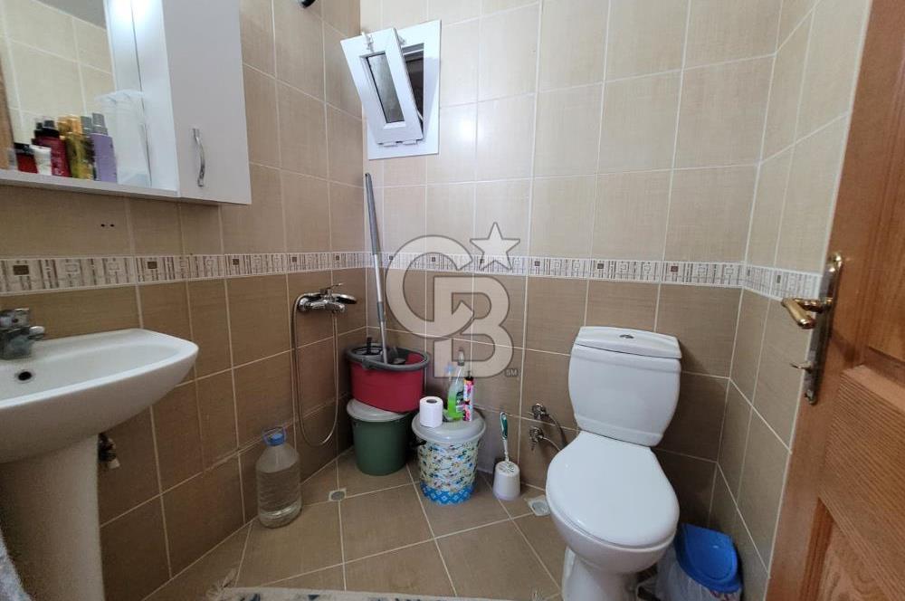 HAYALPARK CİVARI CADDE ÜZERİ HER KAT TEK DAİRE SATILIK 4+1