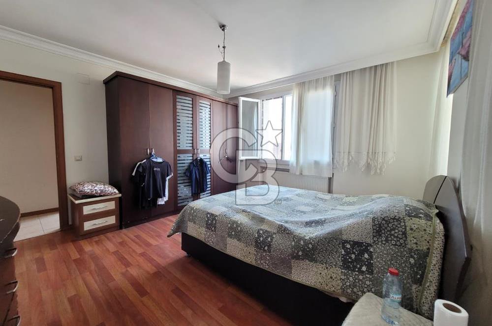 HAYALPARK CİVARI CADDE ÜZERİ HER KAT TEK DAİRE SATILIK 4+1