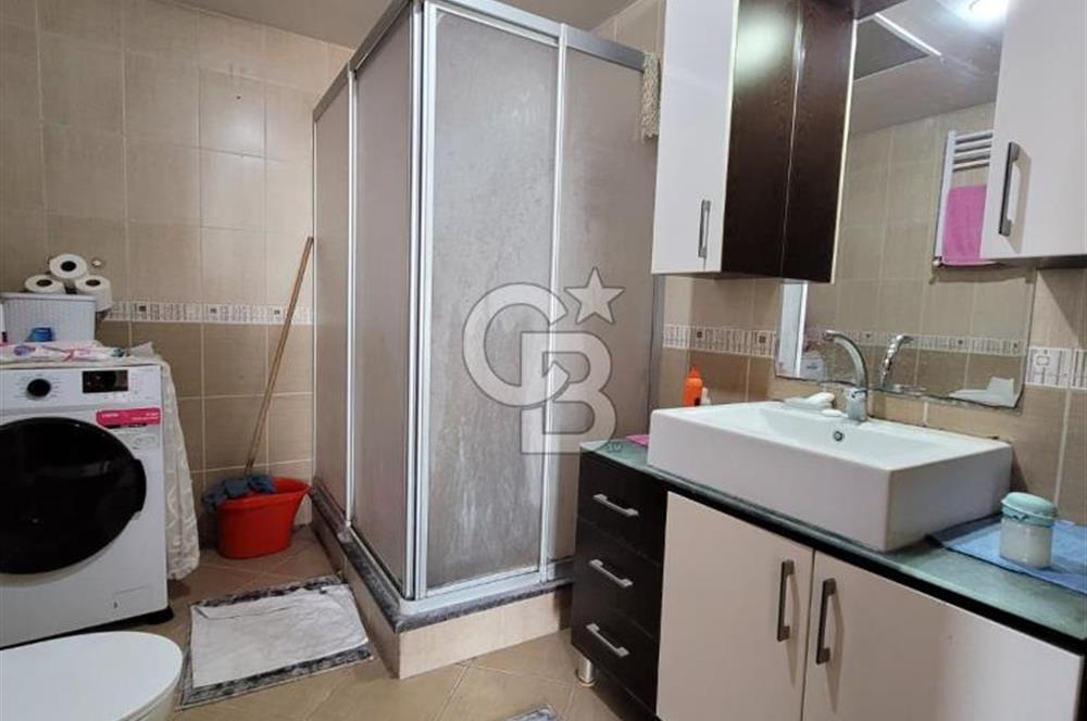 HAYALPARK CİVARI CADDE ÜZERİ HER KAT TEK DAİRE SATILIK 4+1
