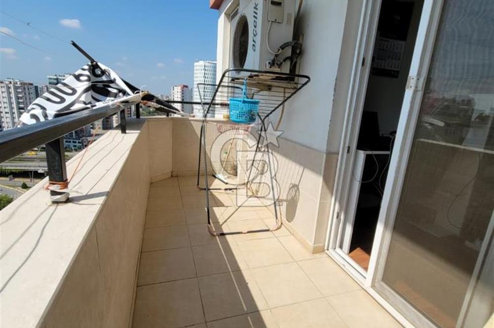 HAYALPARK CİVARI CADDE ÜZERİ HER KAT TEK DAİRE SATILIK 4+1
