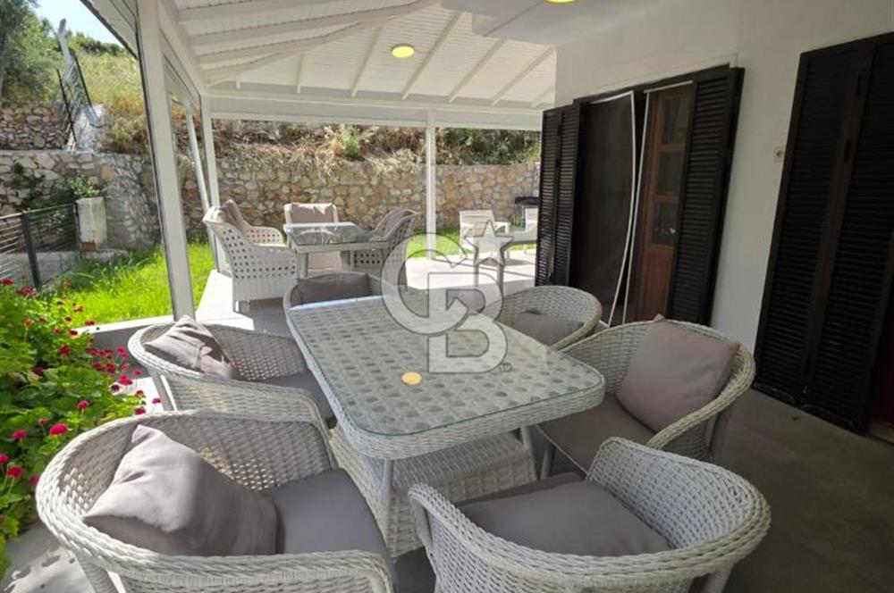 DİDİM Altınkum Martı Sitesinde Satılık Villa Denize 100 metre