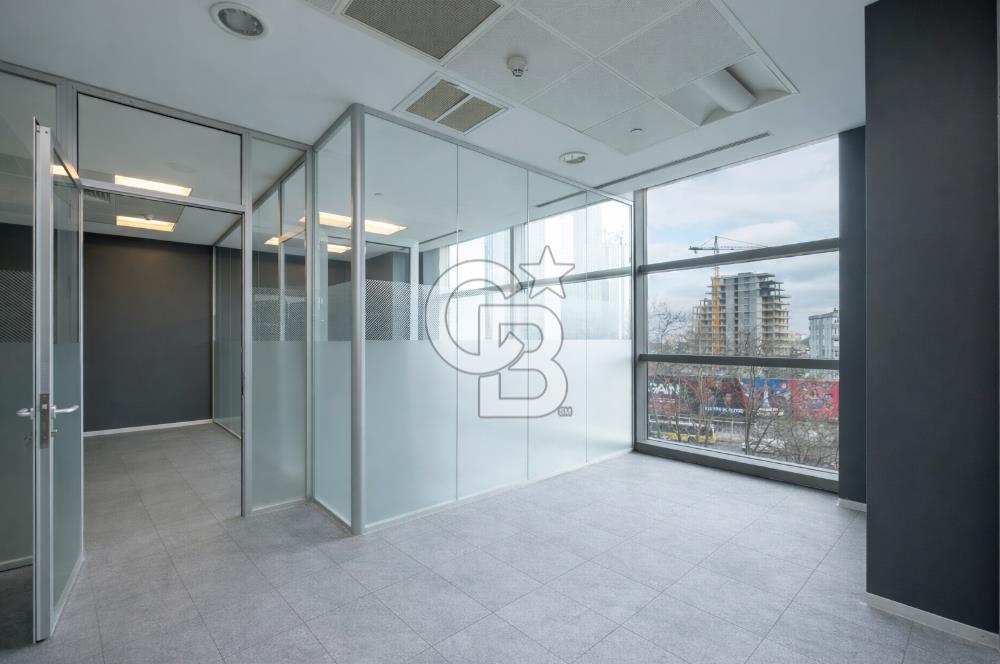 Levent 193'te 475 m² Dekorasyonlu Kiralık Ofis
