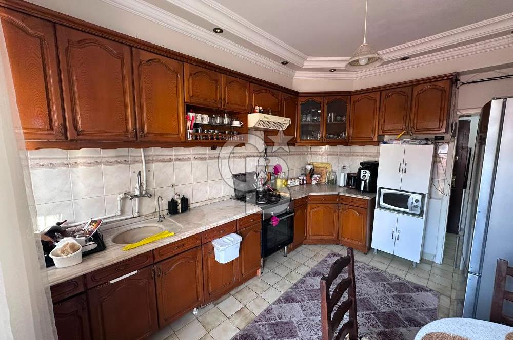 AYDINLIKEVLERDE ALTINPARKA YÜRÜME MESAFESİNDE 3+1+KİLER