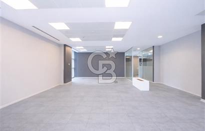 Levent 193'te 475 m² Dekorasyonlu Kiralık Ofis