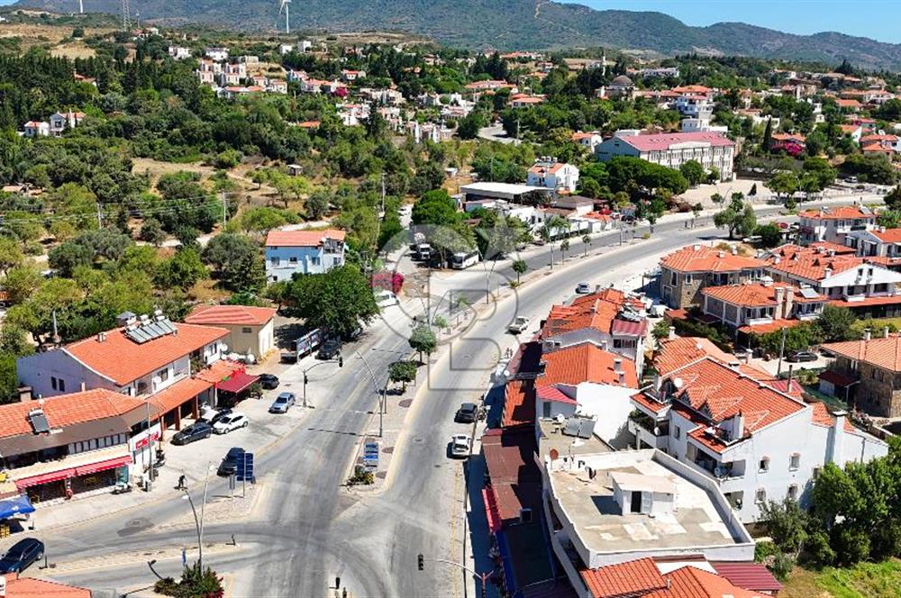 Datça Reşadiye'de Cadde Üstü Otoparklı Kiralık Dükkan