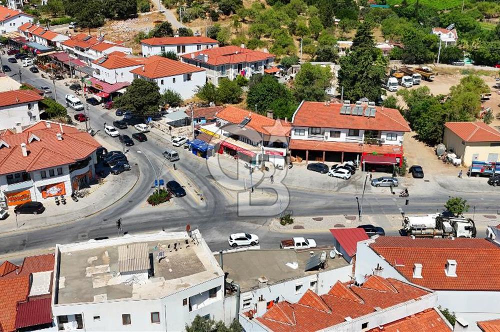 Datça Reşadiye'de Cadde Üstü Otoparklı Kiralık Dükkan