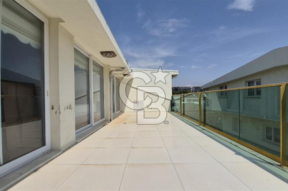 Market + Havuz + Asansör SİTE İÇİNDE Ön cephe 3+1 Dubleks Daire