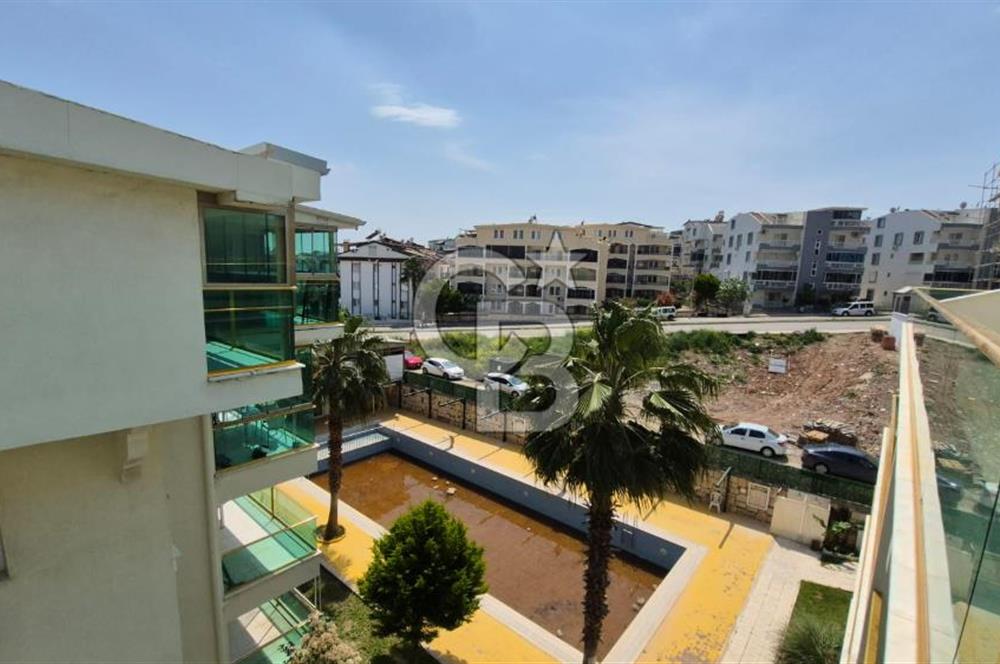 Market + Havuz + Asansör SİTE İÇİNDE Ön cephe 3+1 Dubleks Daire