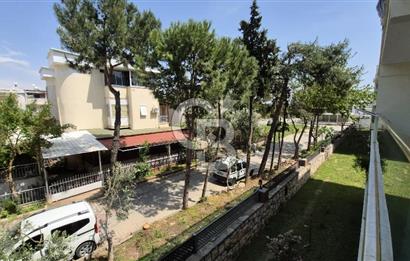 Asansörlü Havuzlu Ön cephe ara kat 6 yaşında 2+1 Daire