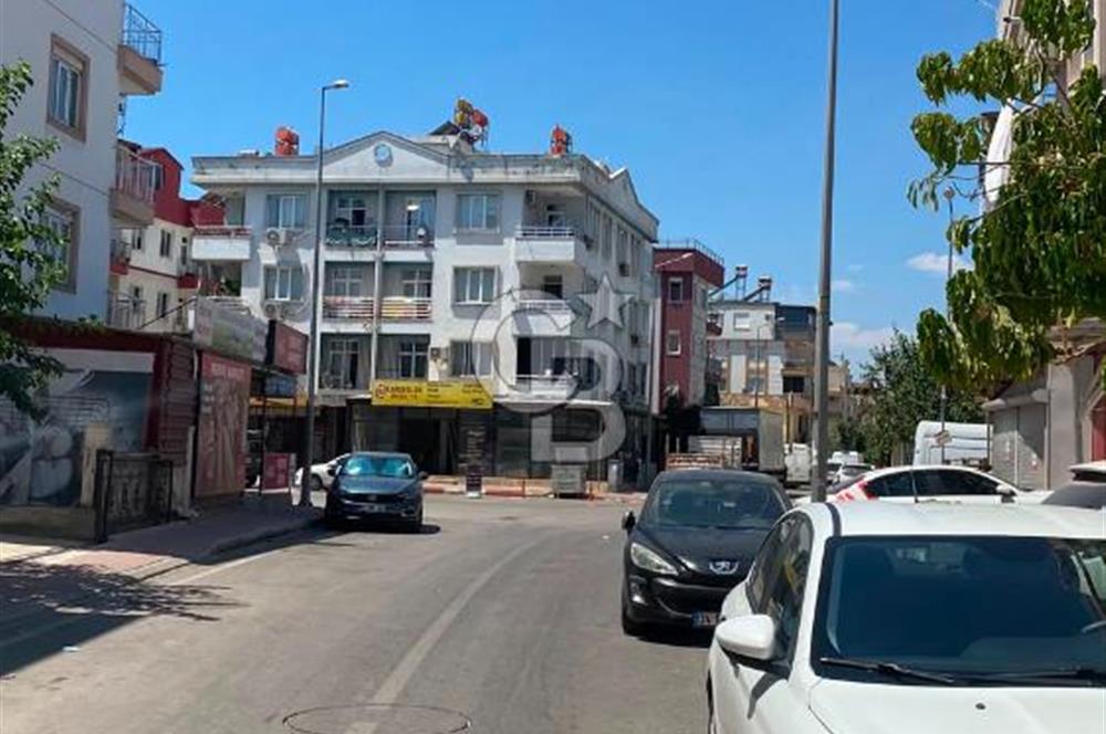 Kepez’de Cadde Yakını 300 m² 3 Katlı Bahçe Kullanımlı Dükkan