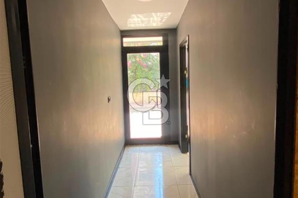Kepez’de Cadde Yakını 300 m² 3 Katlı Bahçe Kullanımlı Dükkan