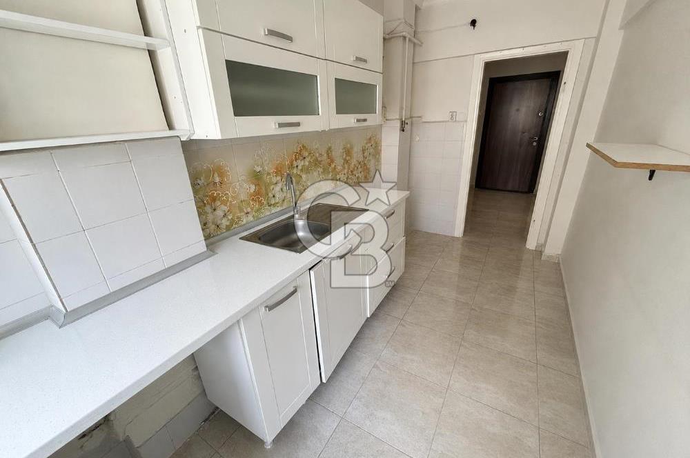 ÜSKÜDAR ZEYNEP KAMİL'DE MERKEZİ KONUMDA DÖNÜŞÜM POTANSİYELLİ